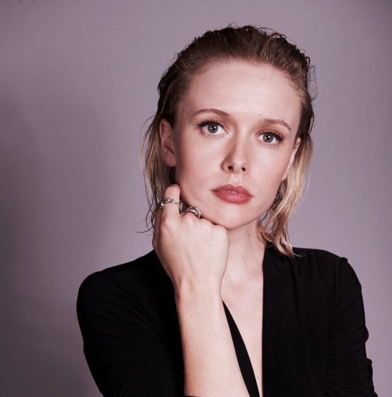 Amelia Eve-115650