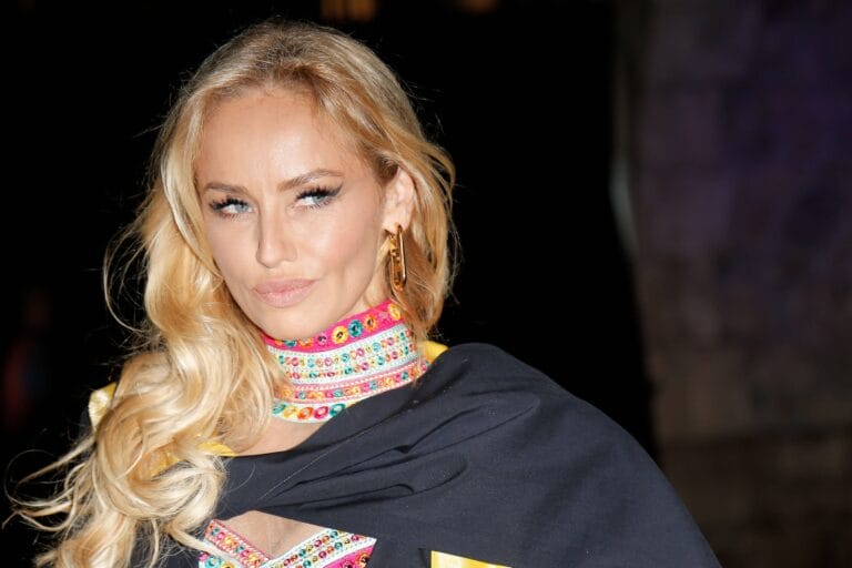 Adriana Karembeu-115727
