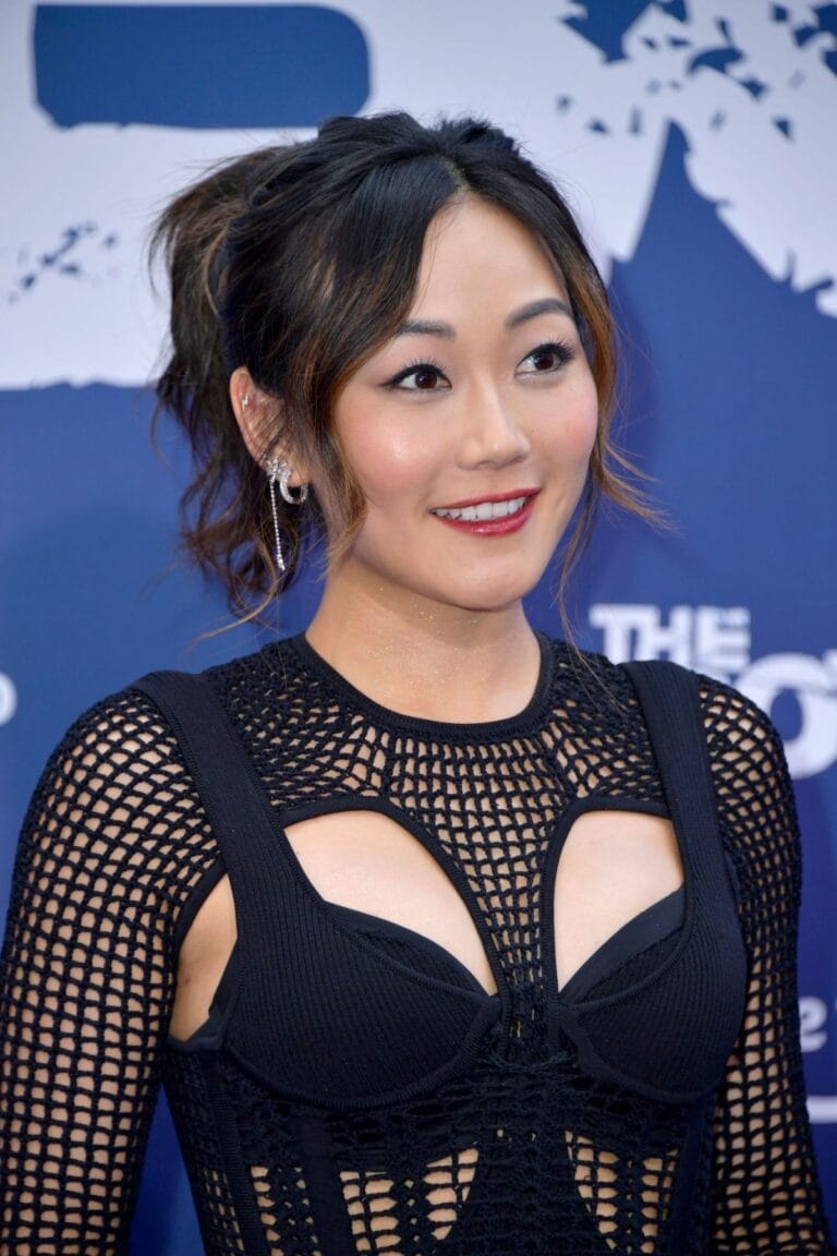 Karen Fukuhara-115960