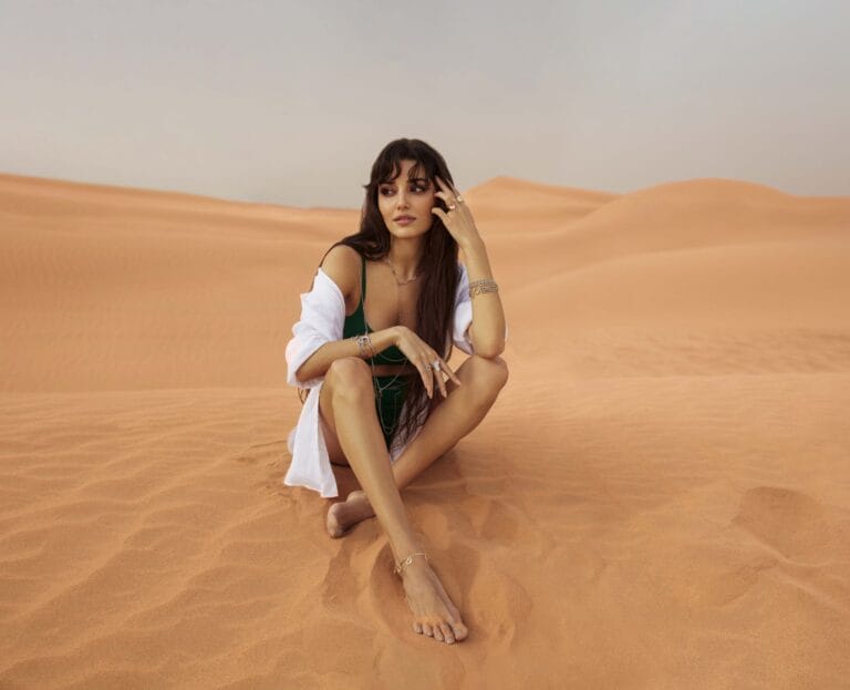 Hande Erçel-116831