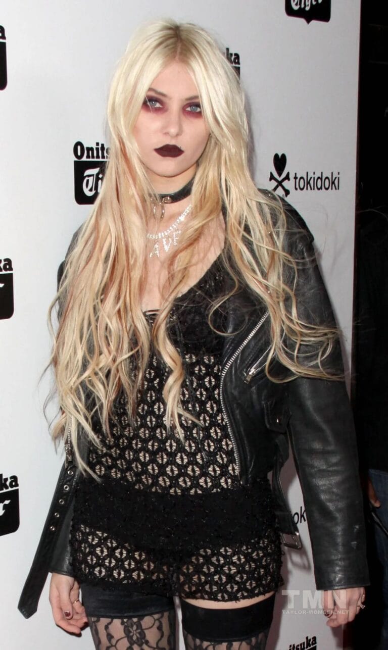 Taylor Momsen-113617