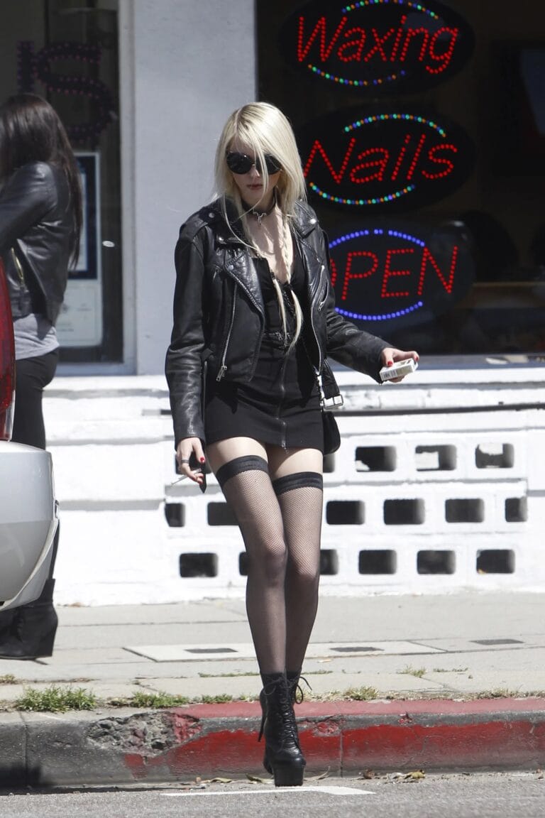 Taylor Momsen-113633