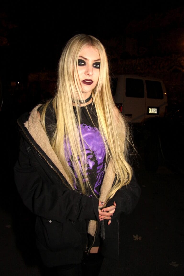 Taylor Momsen-113641