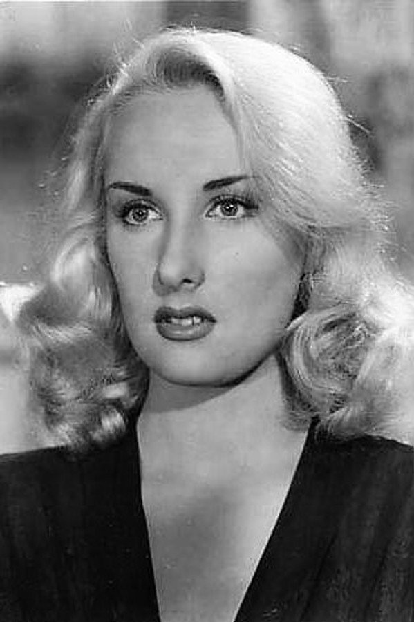 Mirtha Legrand, actress